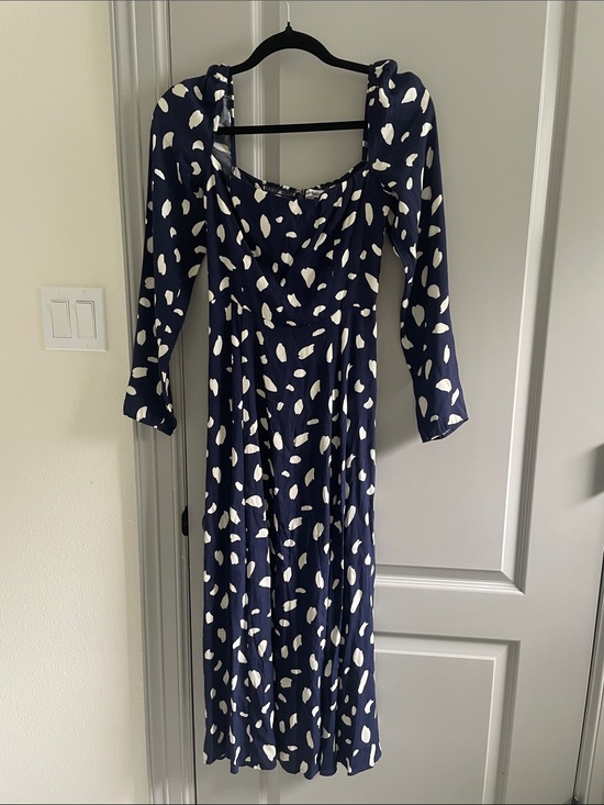 Reformation Dresses & Skirts - Reformation Navy Polka Dot Midi Dress